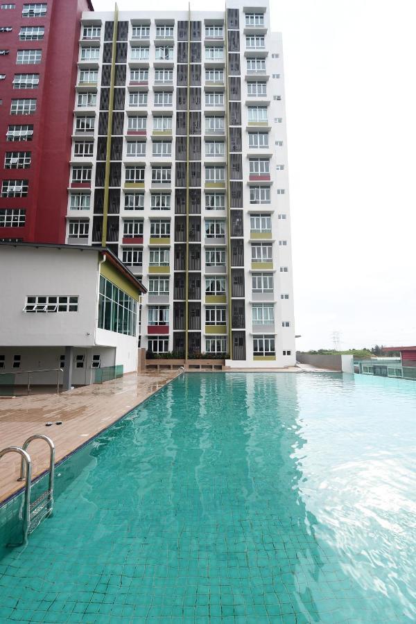 Mahkota Valley Apartment Indera Mahkota Kuantan#Netflix Esterno foto