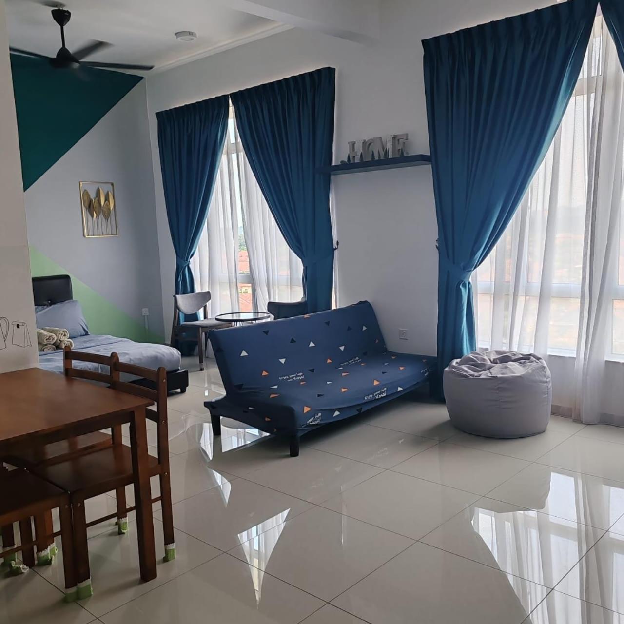 Mahkota Valley Apartment Indera Mahkota Kuantan#Netflix Esterno foto